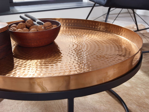 Rootz Coffee Table - Hammered Metal - Gold & Black Aluminum - Removable Round Tray - Modern Design - 62x62x36 cm