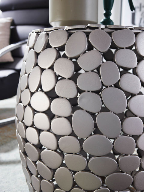 Rootz Side Table - Round Metal Coffee Table - Modern Living Room Table - High Coffee Table - Aluminum Silver - 40x40x46 cm