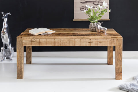 Rootz Tisch – Massivholz – natürliches Mangoholz – rustikaler Couchtisch im Landhausstil – Wohnzimmertisch aus Massivholz – 110 x 60 x 47 cm 
