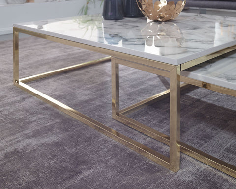 Rootz Couchtisch – 2er-Set, weißes Marmor-Optik-Design – goldenes Metallgestell – moderne Satztische für elegantes Wohnzimmer