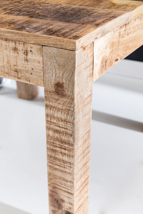 Rootz Tisch – Massivholz – natürliches Mangoholz – rustikaler Couchtisch im Landhausstil – Wohnzimmertisch aus Massivholz – 60 x 60 x 47 cm 