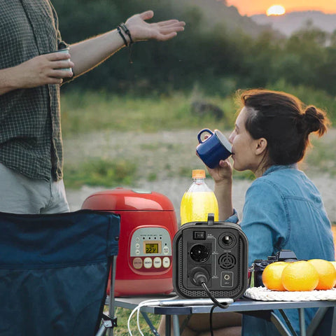 Rootz Portable Power Station - Portable Power Supply - Power Supply - 384wh Lifepo4 Battery - Drie oplaadmodi - Met AC-uitgangen USB/PD/CAR-poorten - LED-scherm - Voor op de camping - Grijs - 26,7L x 17,7W x 15,4H cm