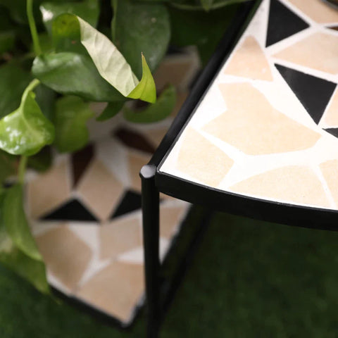 Rootz Bloemenstandaard - Plantenplank - Plantenplank - 4-Tier Bloementrap - Opvouwbaar - Tuin Balkon - Metalen Keramische Tegels - Zwart/Beige - 64 x 64 x 72 cm