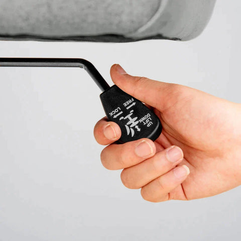 Rootz Chair - Office Chair - Desk Chair - Work Chair - Ergonomic Chair - In Retro Design With Button Stitching - Rocker Function - Height Adjustable - Light Grey - 62L x 61W x 72-80H cm