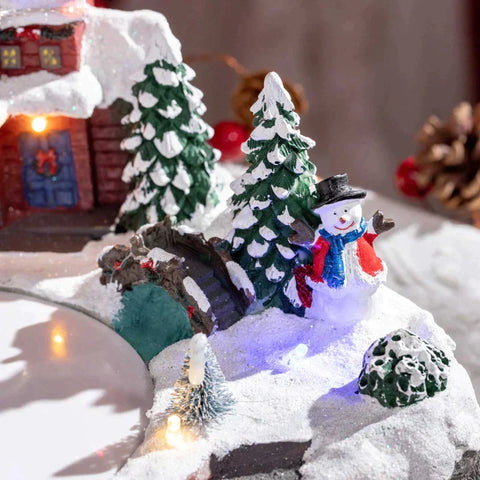 Rootz Christmas Village - Little Christmas Village - Snowy Village - Christmas Decoration - 13 Colorful LEDs - Moving Ice Skaters - Multicolor - 30 x 24.5 x 23cm