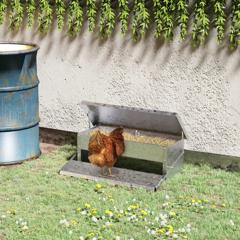Rootz Hühnerfutterstation – Futterautomat für 5 Hühner – verzinktes Eisen – Aluminium – Silber – 56 B x 36 T x 18,5 H cm